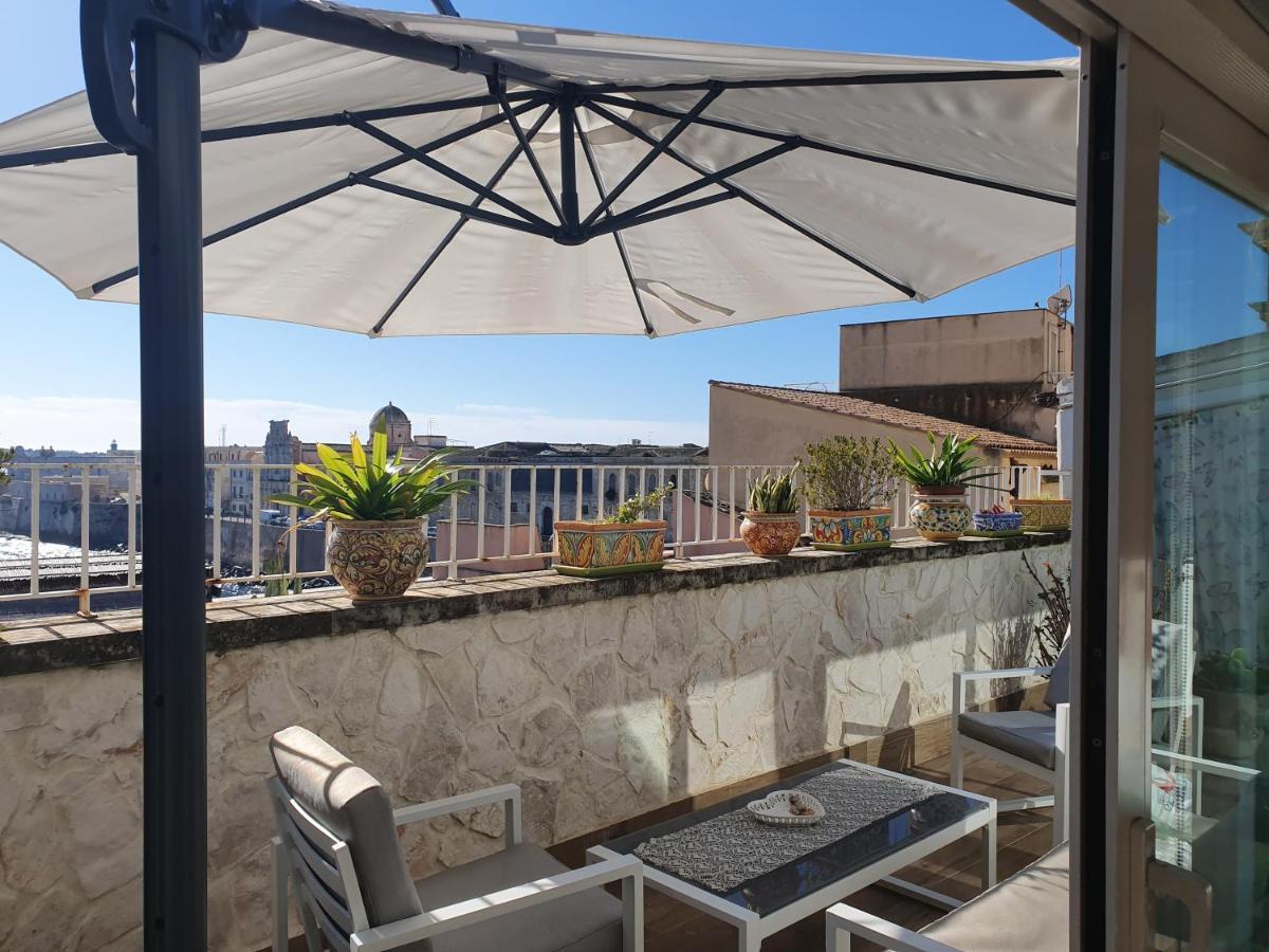 Palazzo Giufa Apartment Syracuse ภายนอก รูปภาพ
