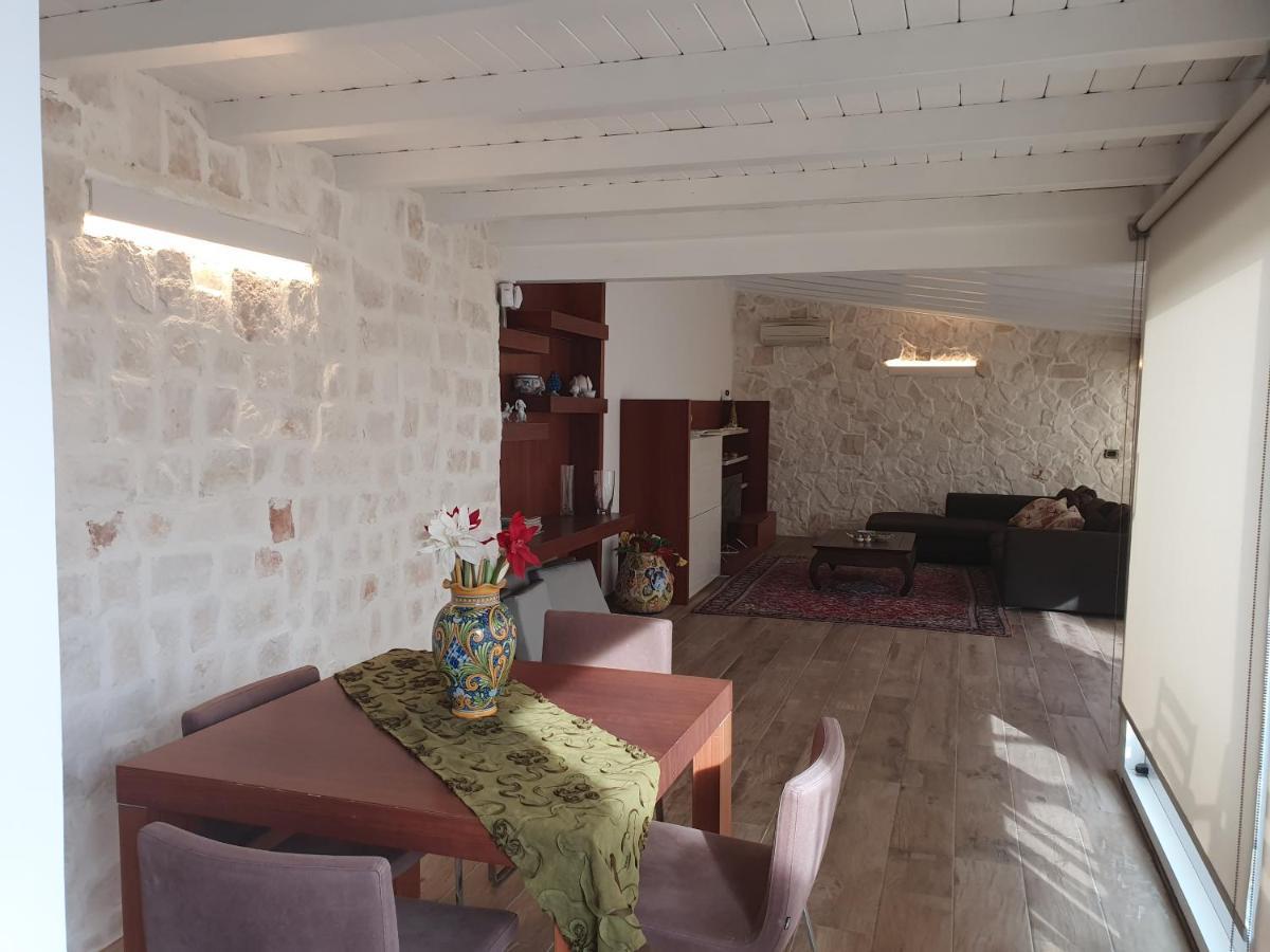 Palazzo Giufa Apartment Syracuse ภายนอก รูปภาพ